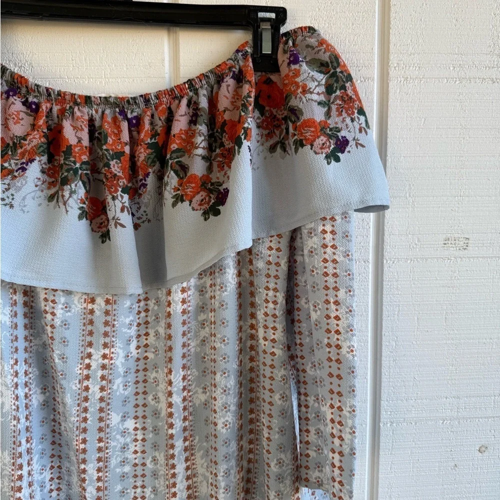 Entro Size Small Off The Shoulder Floral Patterned Dress - Picture 4 of 4
